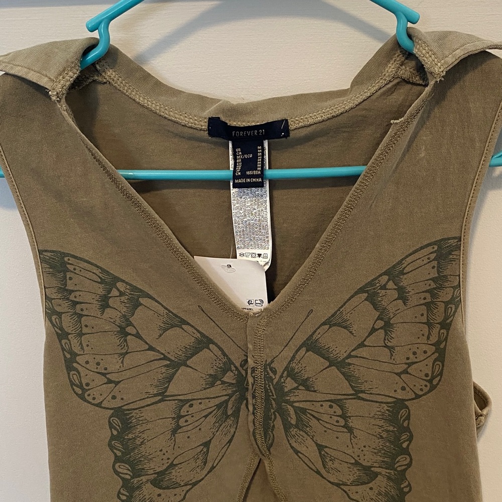 Olive Green Butterfly Graphic Crop Top with collar - Picture 3 of 6